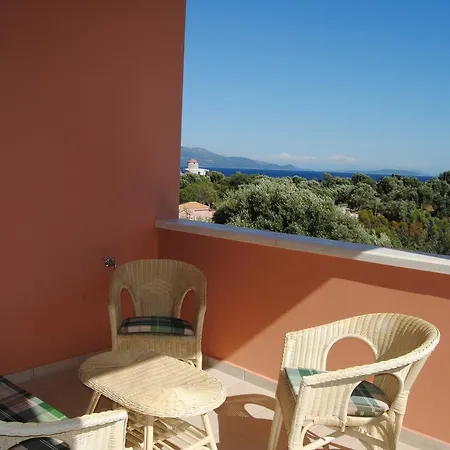 Tati Case de vacanță Kastos