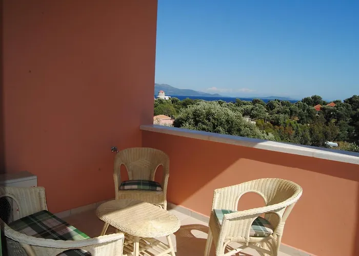 Tati בית נופש Kastos