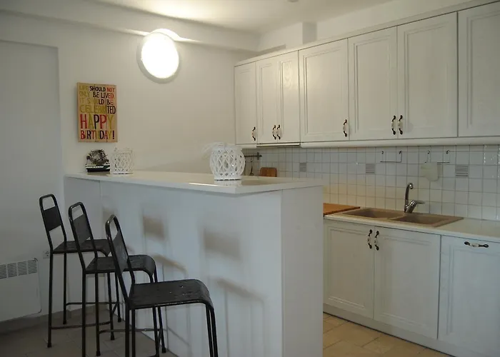 Tati בית נופש Kastos