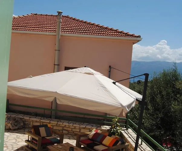 Tati בית נופש Kastos